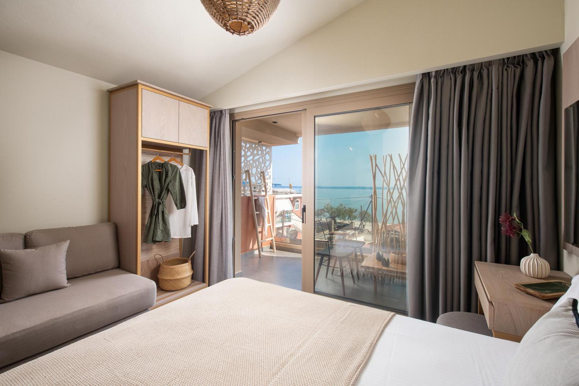 Castaway Suites - Studios Christos Лименария Екстериор снимка