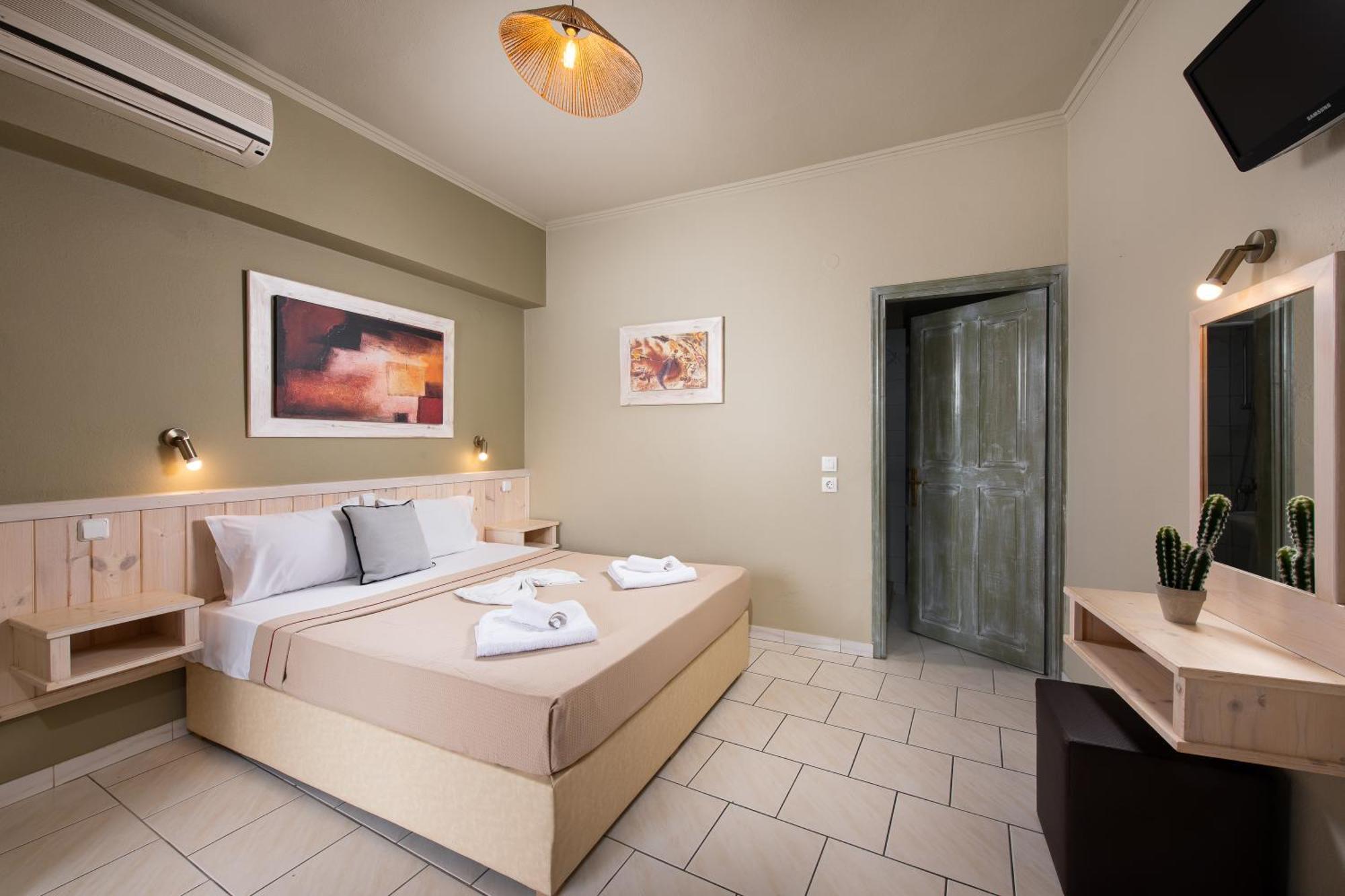 Castaway Suites - Studios Christos Лименария Екстериор снимка